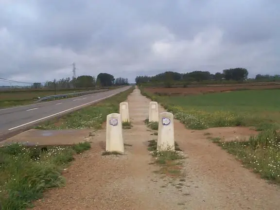 The typical Meseta” path after “Frómista Castrojeriz to Frómista Camino Sign Posts
