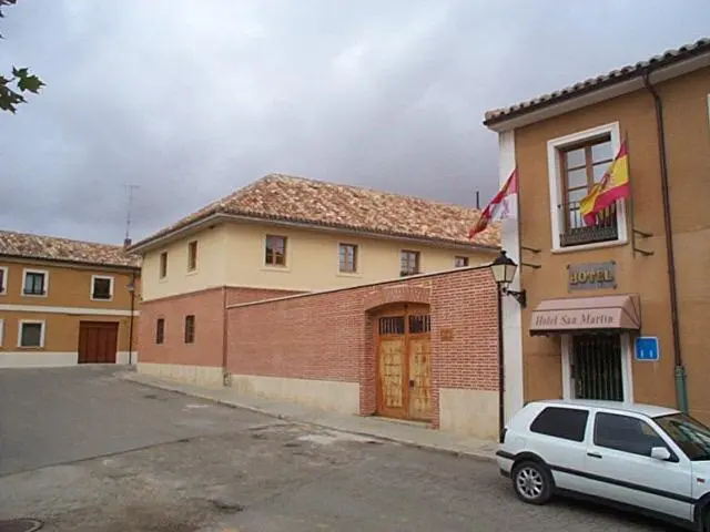 The refuge at Frómista Castrojeriz to Frómista Hostel and Hotel